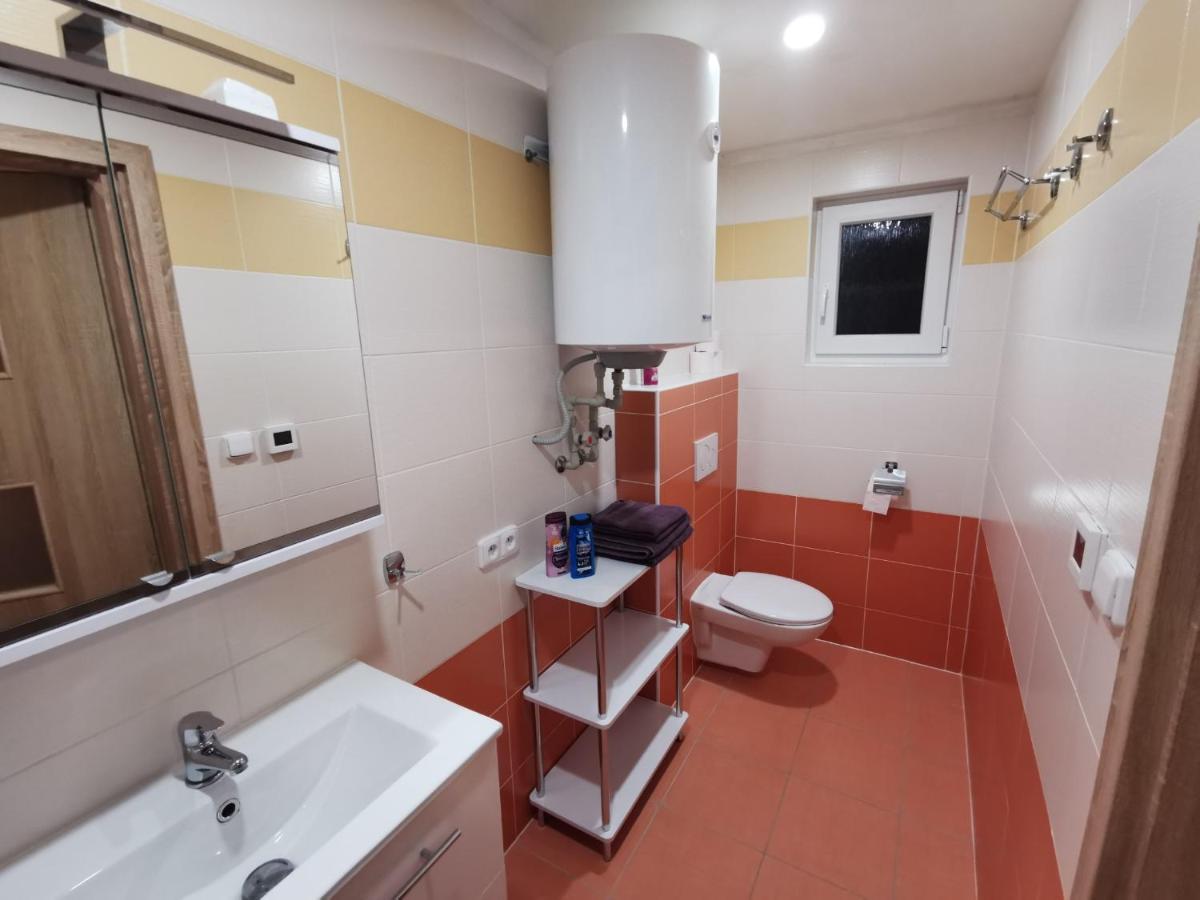 Apartmany Svitkov 79 Pardubice Eksteriør billede