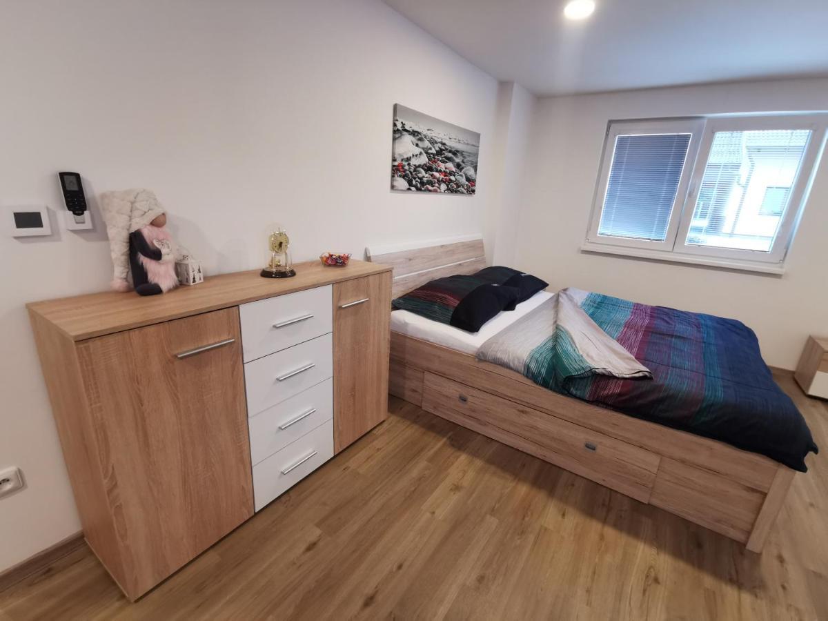 Apartmany Svitkov 79 Pardubice Eksteriør billede