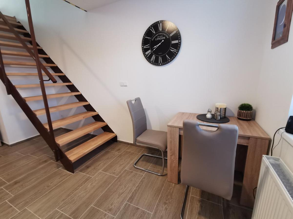 Apartmany Svitkov 79 Pardubice Eksteriør billede