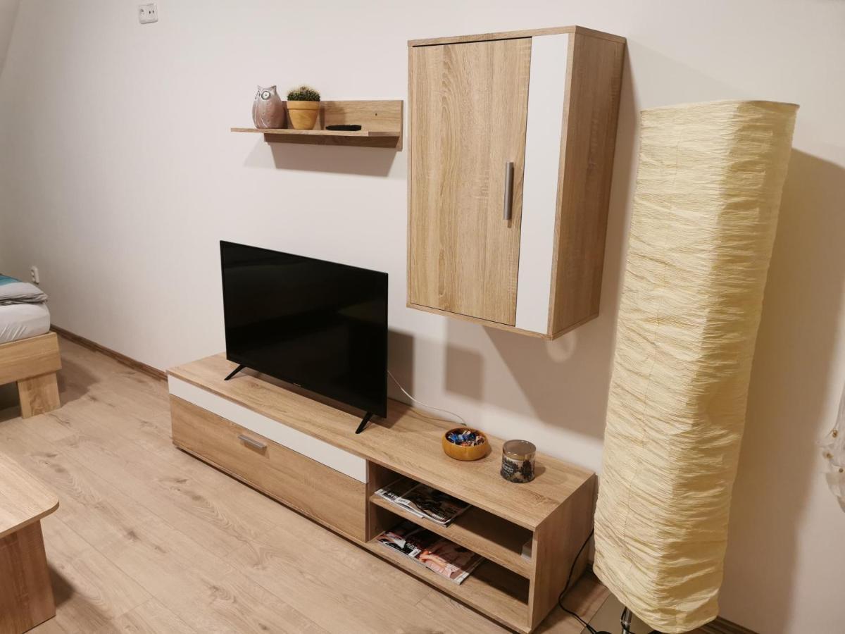 Apartmany Svitkov 79 Pardubice Eksteriør billede