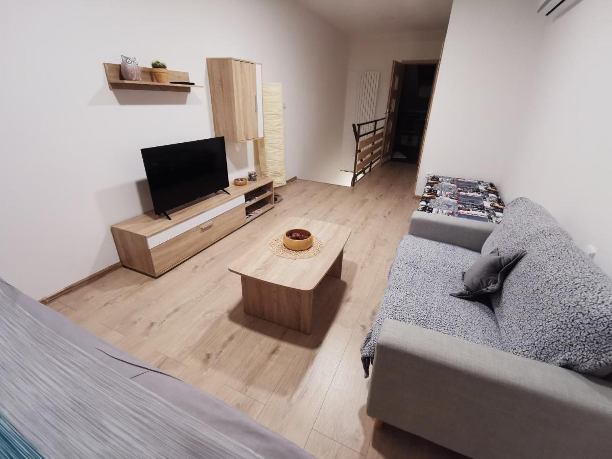 Apartmany Svitkov 79 Pardubice Eksteriør billede