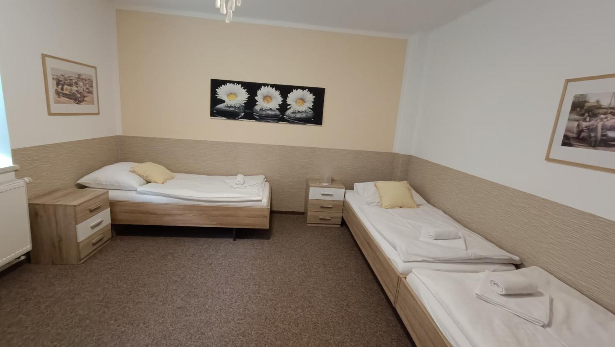 Apartmany Svitkov 79 Pardubice Eksteriør billede